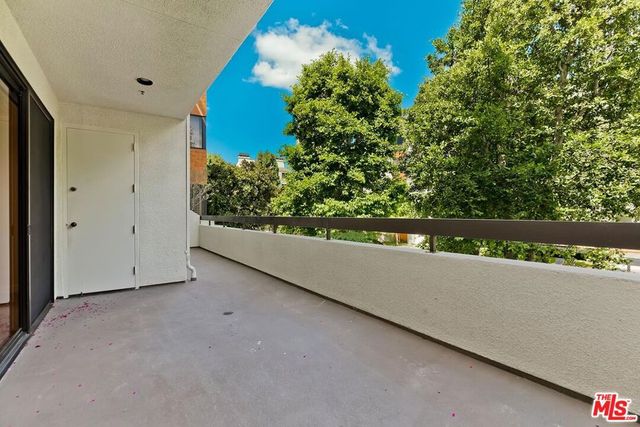 2142 Century Park Lane 102, Los Angeles, CA 90067