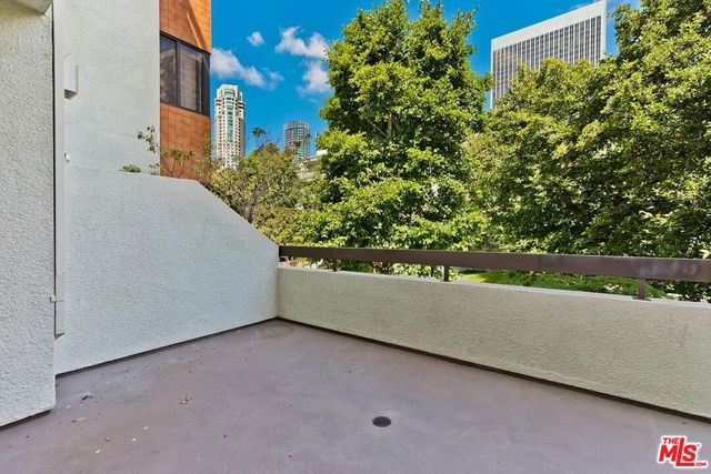 2142 Century Park Lane 102, Los Angeles, CA 90067