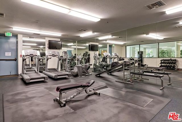 2142 Century Park Lane 102, Los Angeles, CA 90067
