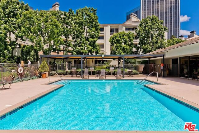 2142 Century Park Lane 102, Los Angeles, CA 90067