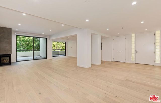 2142 Century Park Lane 102, Los Angeles, CA 90067