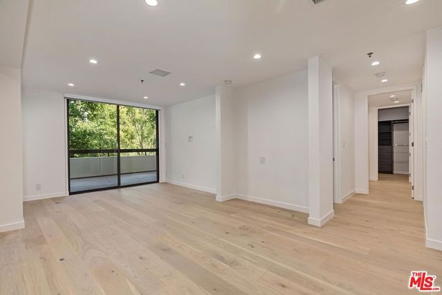 2142 Century Park Lane 102, Los Angeles, CA 90067