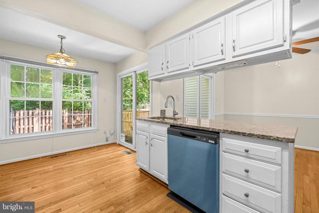 6016 ROCKTON CT, Centreville, VA 20121