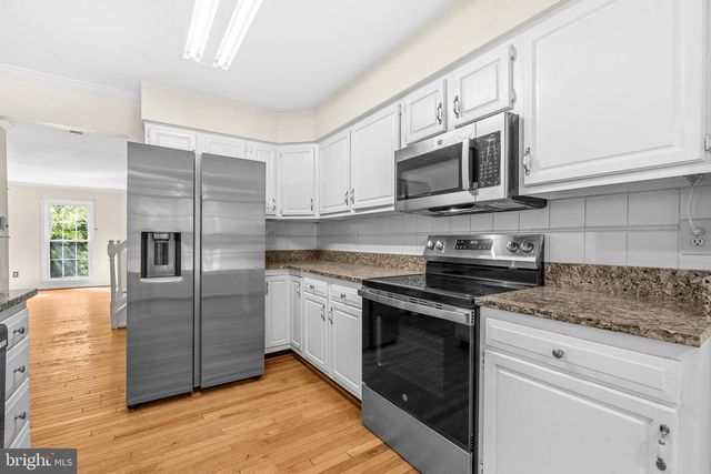 6016 ROCKTON CT, Centreville, VA 20121