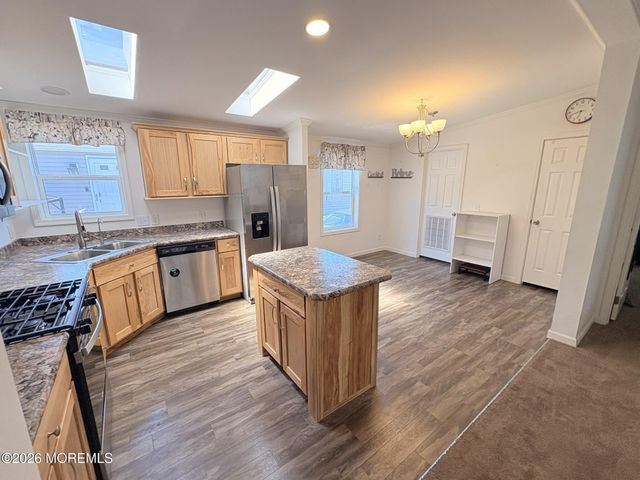 22 Baltimore Avenue, Manahawkin, NJ 08050