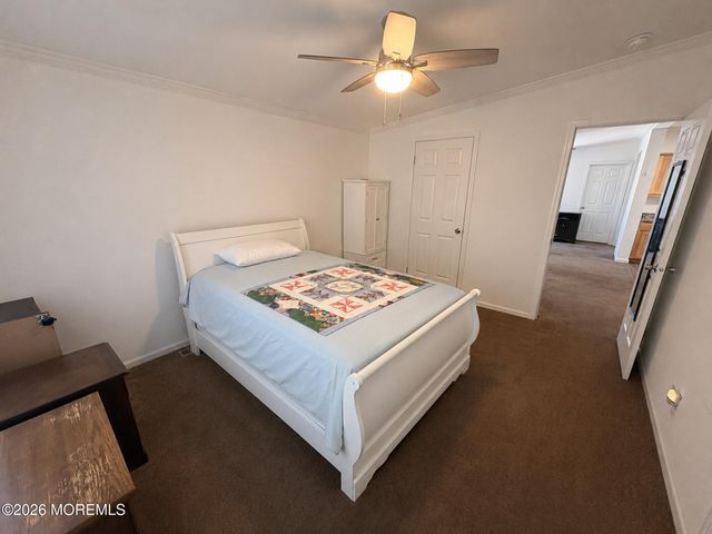 22 Baltimore Avenue, Manahawkin, NJ 08050