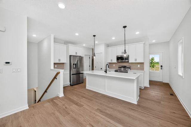 1052 NW Macarthur Lane, Waukee, IA 50263
