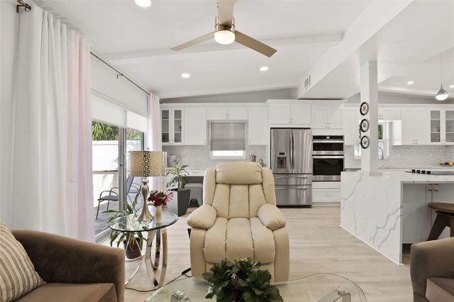 25 SANDPIPER ROAD, Tampa, FL 33609