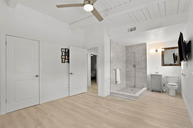 25 SANDPIPER ROAD, Tampa, FL 33609