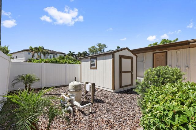 25 SANDPIPER ROAD, Tampa, FL 33609