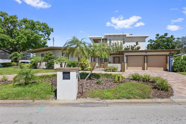 25 SANDPIPER ROAD, Tampa, FL 33609
