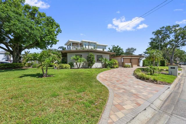 25 SANDPIPER ROAD, Tampa, FL 33609