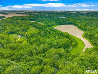 FANTASY Lane, Chillicothe, IL 61523