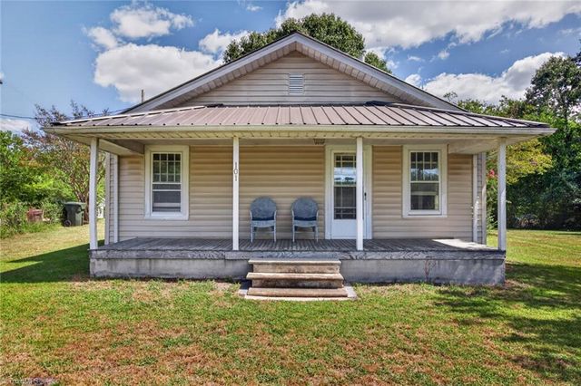 101 Goforth Drive, Thomasville, NC 27360