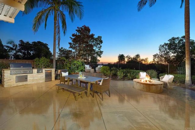 6317 Encanto Drive, Carlsbad, CA 92009