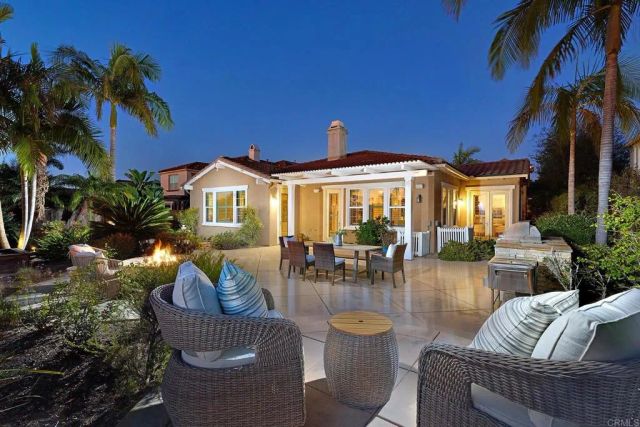 6317 Encanto Drive, Carlsbad, CA 92009