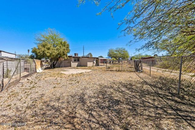 7870 E Victoria Drive, Tucson, AZ 85730