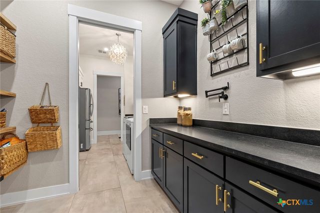 5955 Colin Ridge, New Braunfels, TX 78132