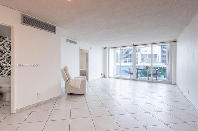 6770 Indian Creek Drive 7B, Miami Beach, FL 33141