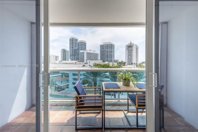 6770 Indian Creek Drive 7B, Miami Beach, FL 33141