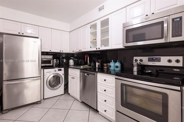 6770 Indian Creek Drive 7B, Miami Beach, FL 33141