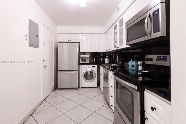 6770 Indian Creek Drive 7B, Miami Beach, FL 33141