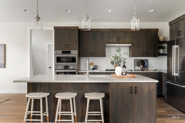 849 E Crescendo St, Meridian, ID 83642