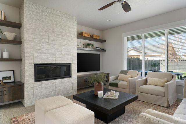 849 E Crescendo St, Meridian, ID 83642