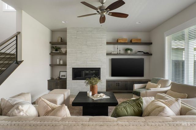 849 E Crescendo St, Meridian, ID 83642
