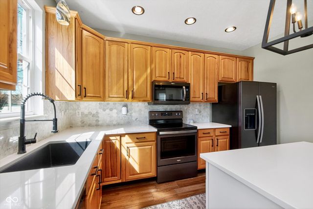 8545 Talisker Drive, Avon, IN 46123