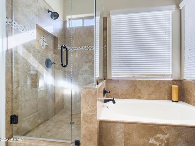 1084 N Martingale Road, Gilbert, AZ 85234