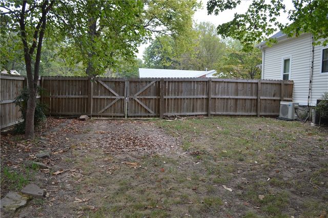 109 McCormick Street, Prairie Grove, AR 72753