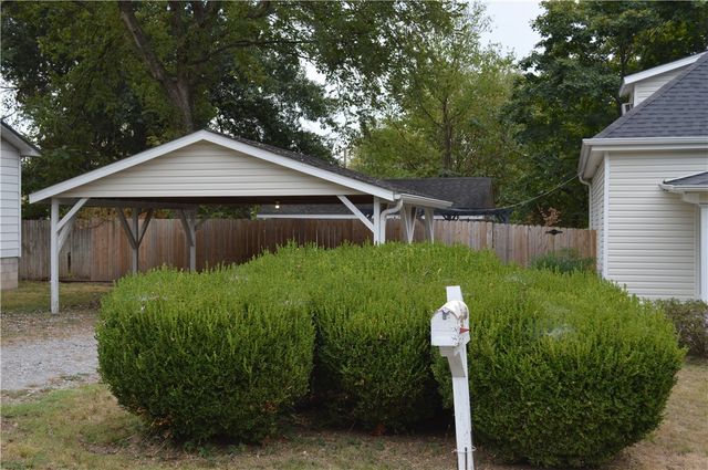 109 McCormick Street, Prairie Grove, AR 72753
