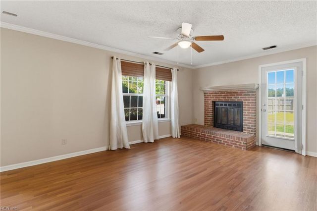 5296 Settlers Park DR, Virginia Beach, VA 23464