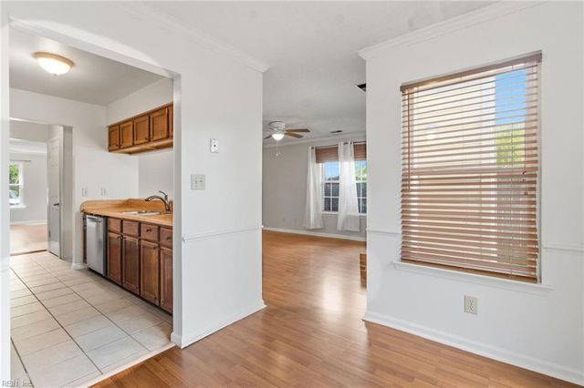 5296 Settlers Park DR, Virginia Beach, VA 23464