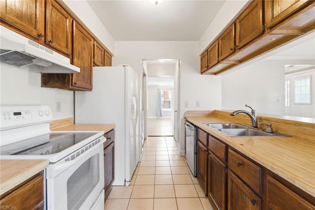 5296 Settlers Park DR, Virginia Beach, VA 23464