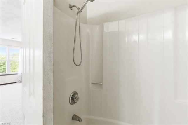 5296 Settlers Park DR, Virginia Beach, VA 23464