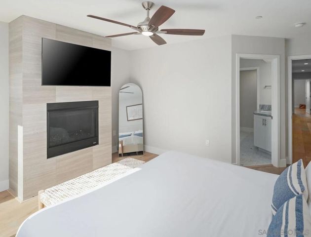 851 53 Sapphire, San Diego, CA 92109