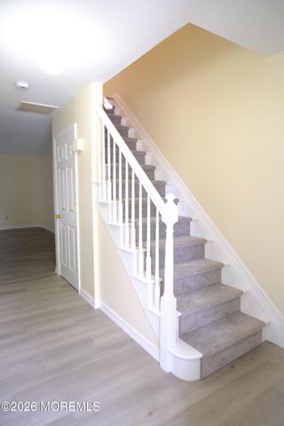 93 Oak Lane, Eatontown, NJ 07724