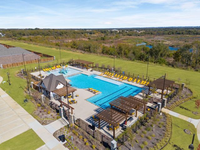 11105 Autry Ridge Lane, Aubrey, TX 76227