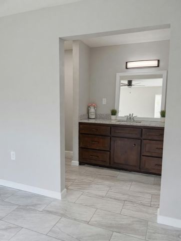11319 Paramount Lane, Houston, TX 77067