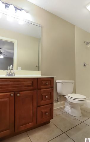 1831 Kandi Kay Ln, Murray, KY 42071