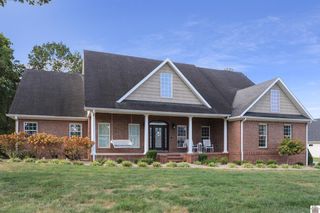 1831 Kandi Kay Ln, Murray, KY 42071