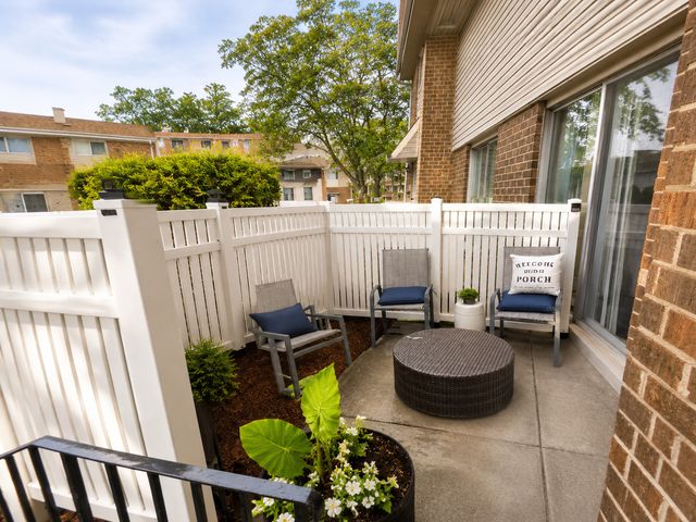 885 White Oak Lane, University Park, IL 60484