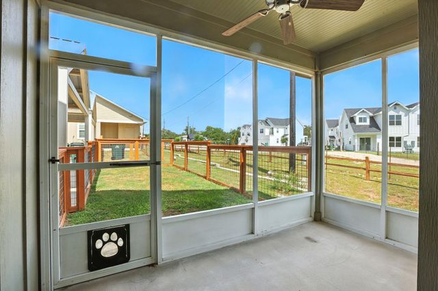 341 Rose DR A, Dripping Springs, TX 78620