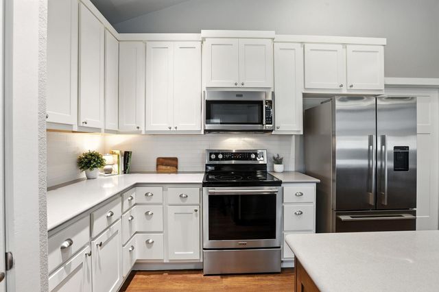 341 Rose DR A, Dripping Springs, TX 78620