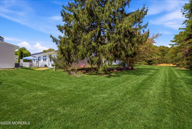 51 Westport Drive 71, Whiting, NJ 08759