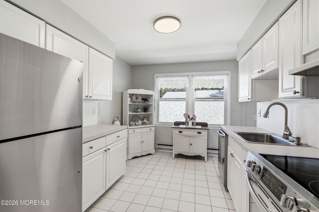 51 Westport Drive 71, Whiting, NJ 08759