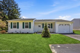 51 Westport Drive 71, Whiting, NJ 08759