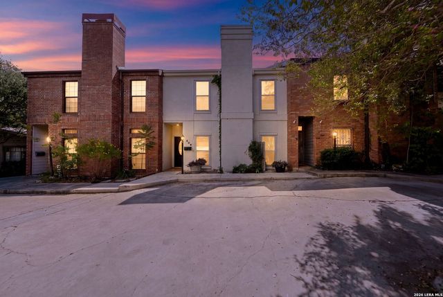 508 Thelma Dr, Olmos Park, TX 78212